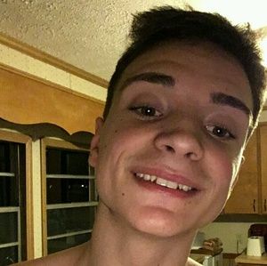 Meet your Posher, Garrett